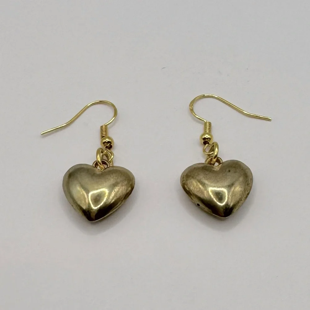 VINTAGE Gold-Tone Puffy Heart Dangle Earrings